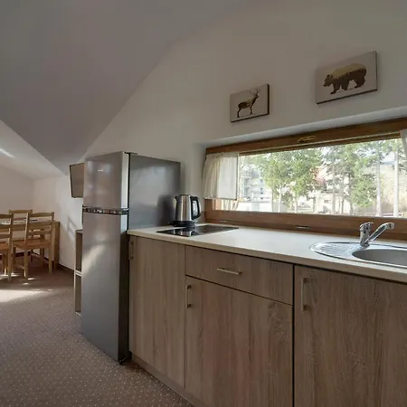 Bezowy I Nowoczesny Sun Seasons 24 W Szklarskiej Porebie By Renters 아파트