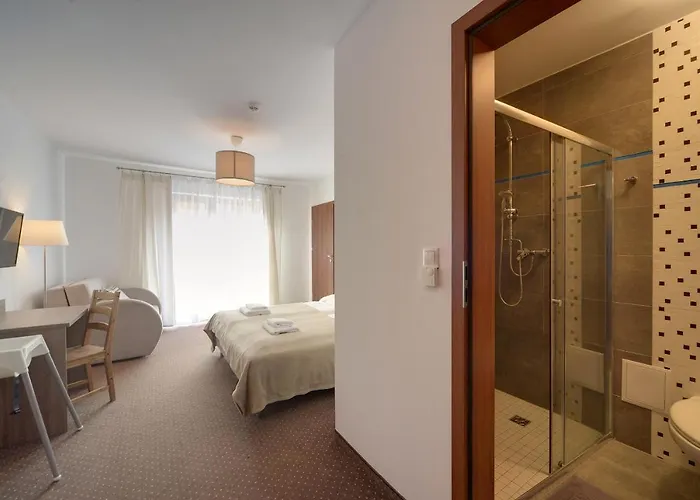 Bezowy I Nowoczesny Sun Seasons 24 W Szklarskiej Porebie By Renters * 스클라르스카포렘바