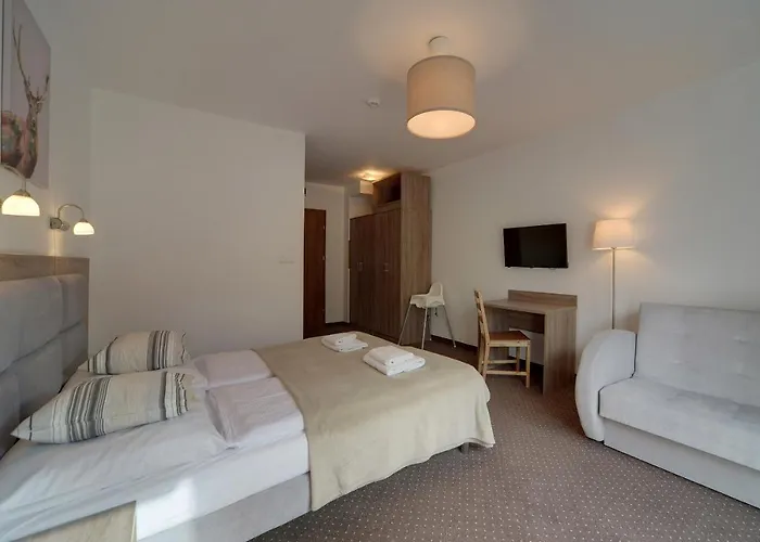 Bezowy I Nowoczesny Sun Seasons 24 W Szklarskiej Porebie By Renters *